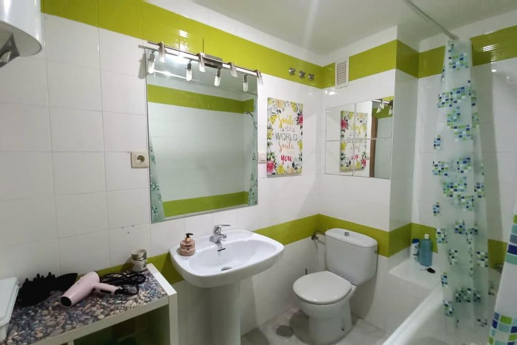 Bonito Apartamento En Centro Apartment Malaga Exterior photo